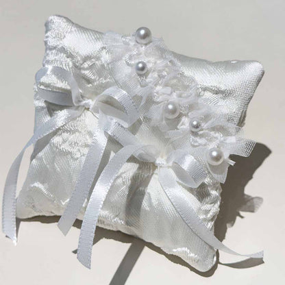 This luxurious Ring Bearer Cushion for Dogs is the perfect accessory for your pet’s special role in the wedding. Crafted with fine fabrics and designed with comfort and style in mind, it ensures your dog looks impeccable while carrying the wedding rings. A blend of tradition and elegance, this cushion is tailored for furry friends who are part of your big day.